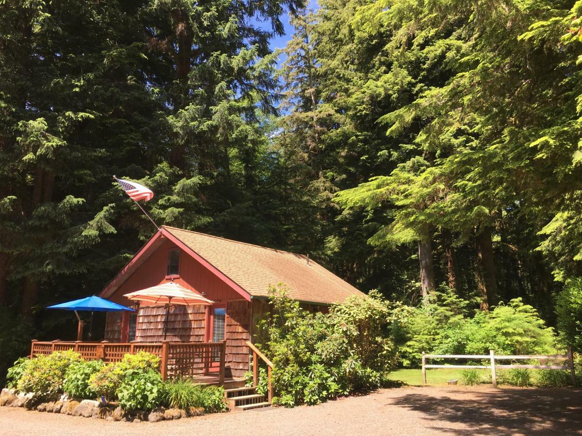 פורקס Manitou Lodge מראה חיצוני תמונה