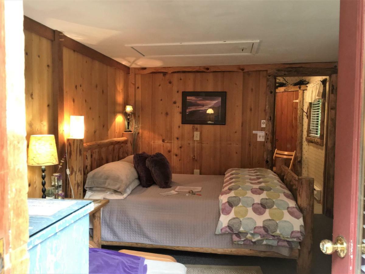 פורקס Manitou Lodge מראה חיצוני תמונה