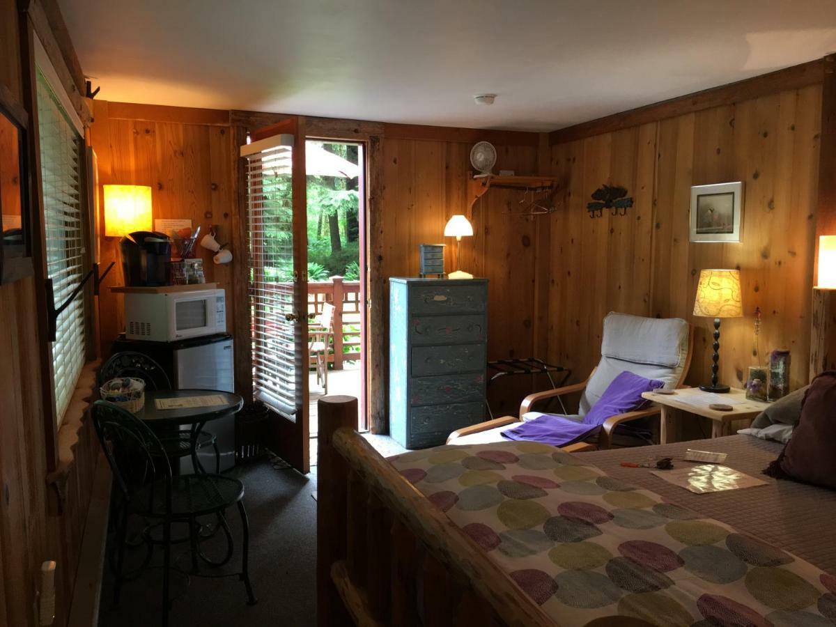 פורקס Manitou Lodge מראה חיצוני תמונה